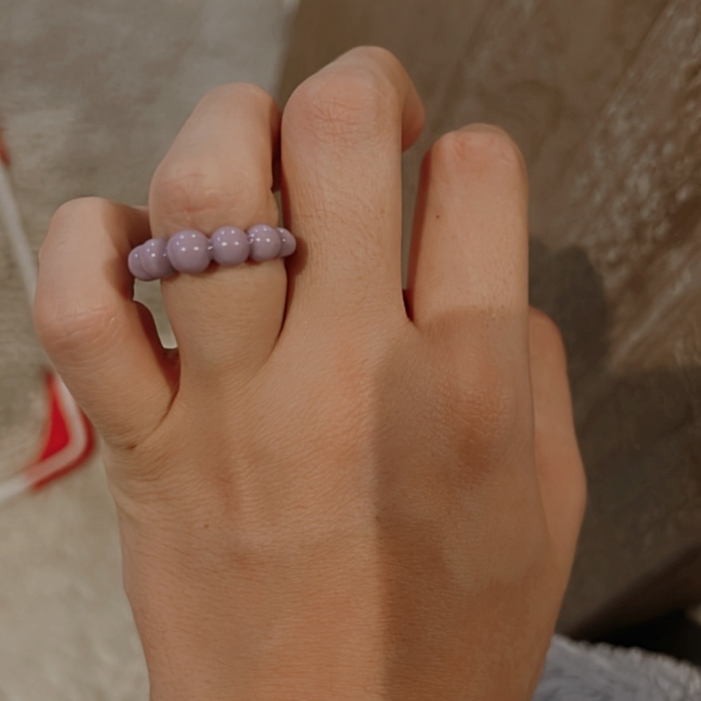 Resin ring - Picture 5 of 6